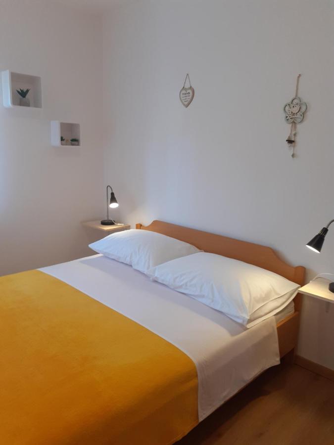 Apartman Paola Apartment Malinska Bagian luar foto