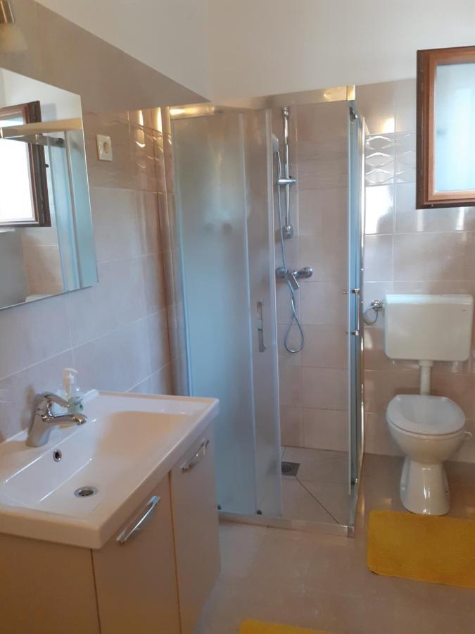 Apartman Paola Apartment Malinska Bagian luar foto